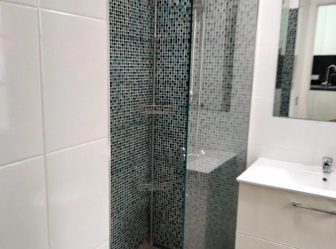 Deluxe Windsor Park Апартаменты *