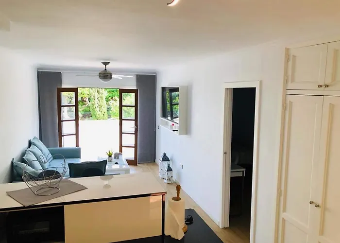 Deluxe Windsor Park Апартаменты